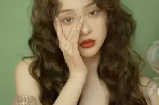 王鹤棣暗示被霸凌！沈月曝光聊天截图舆论反转王鹤棣黑历史被扒