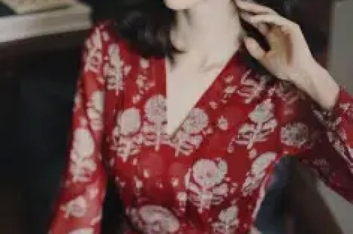娱乐圈四月大瓜连连！娜扎放话人比角色美全红婵遭网暴报警内幕